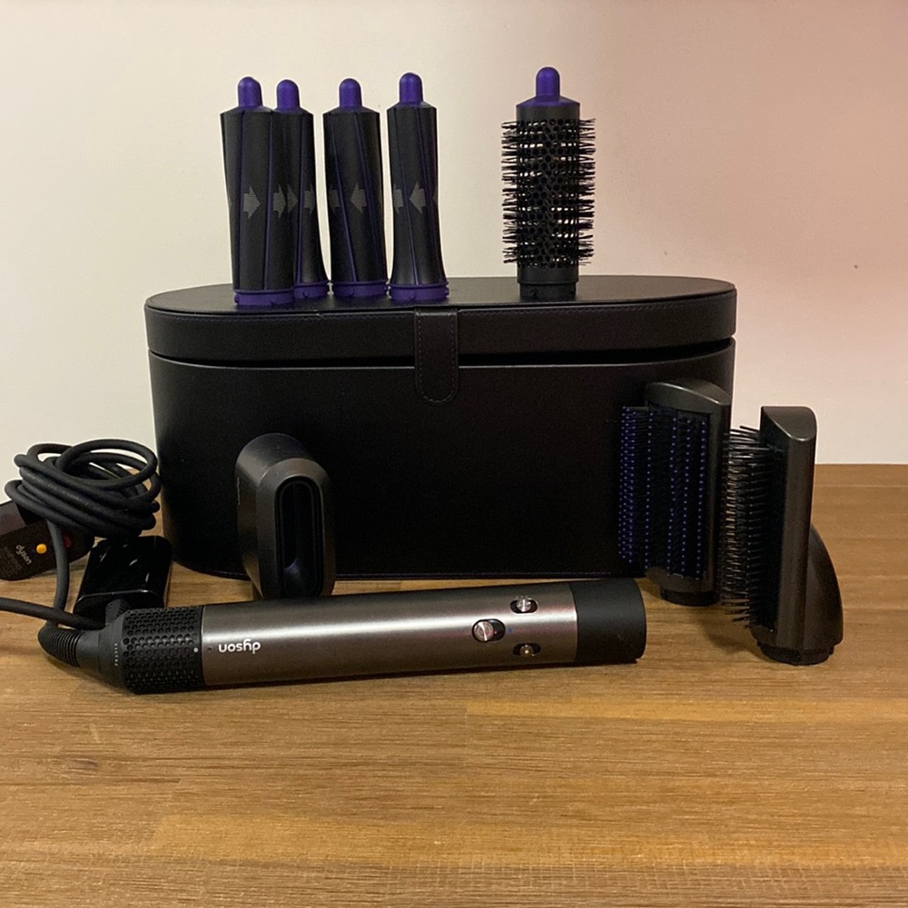 Dyson air wrap